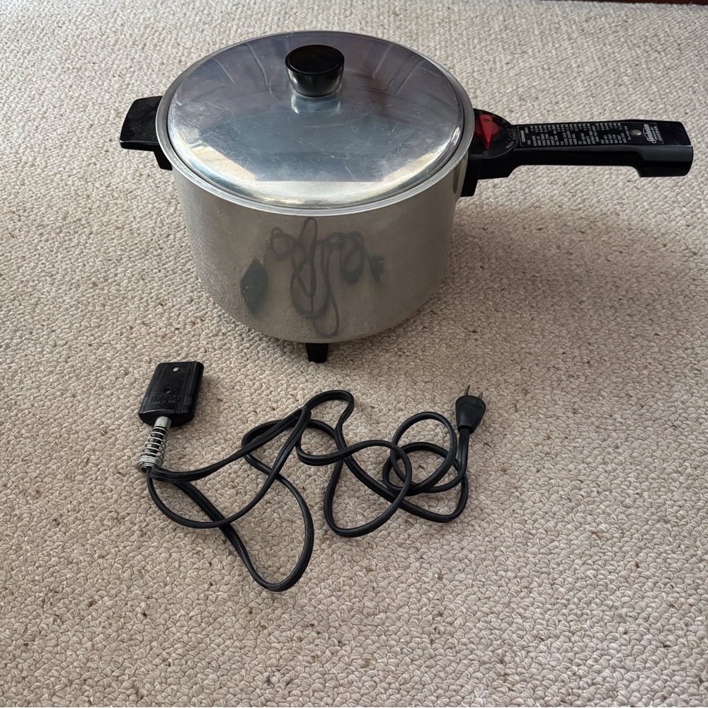 Vintage Sunbeam Controlled Heat Saucepan and Deep Fryer, 1950s